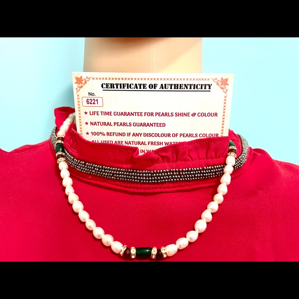 100%freshwater pearl necklace with warranty card